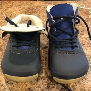 💥💥 Boys CROCS winter boots size 10/11 💥💥